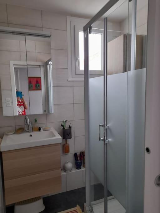 Les Abelias Bed & Breakfast Hauterive  Bagian luar foto