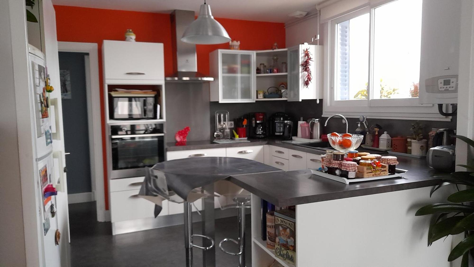 Les Abelias Bed & Breakfast Hauterive  Bagian luar foto